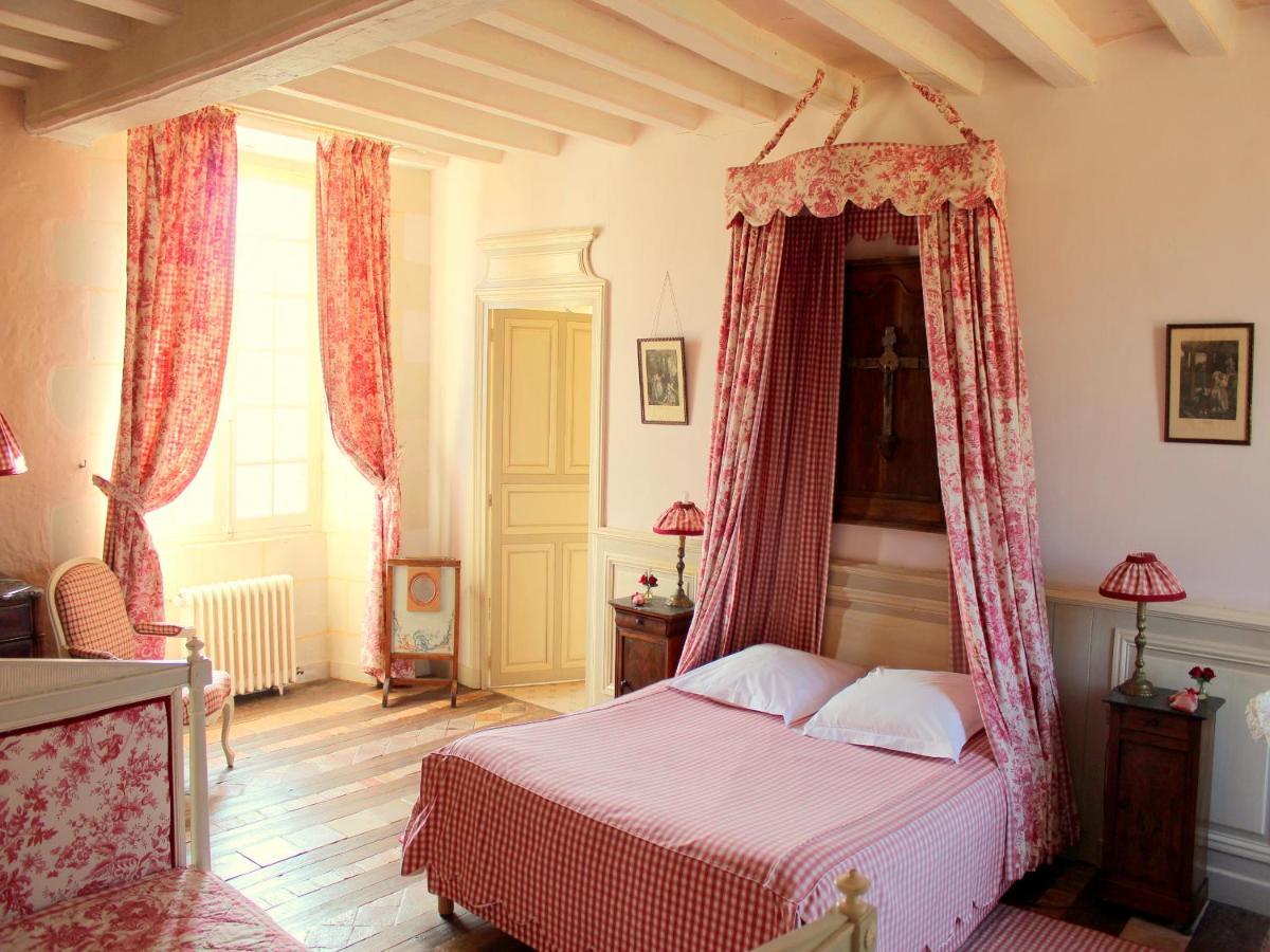 Chateau De Chambiers Durtal Room photo