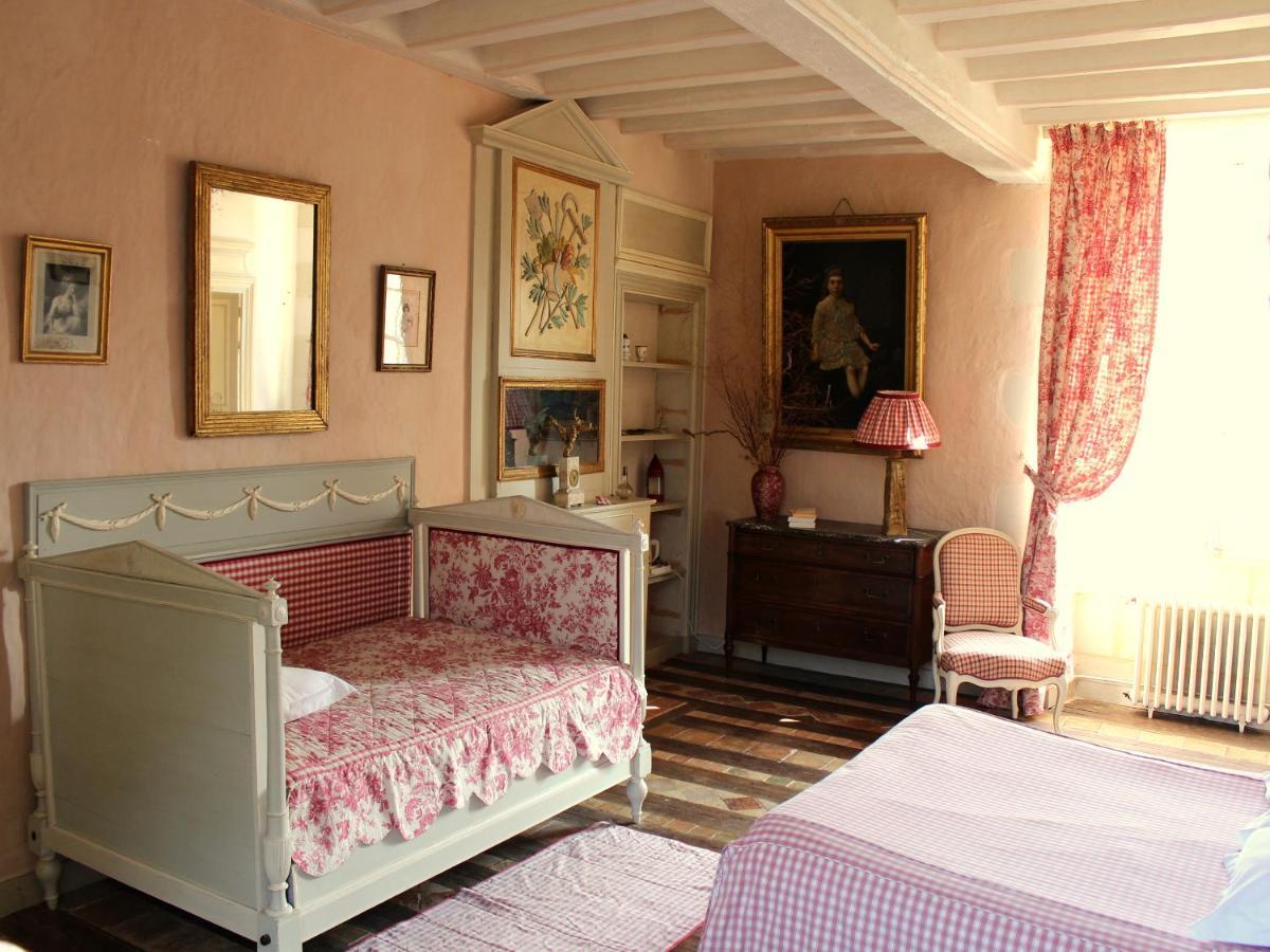 Chateau De Chambiers Durtal Room photo